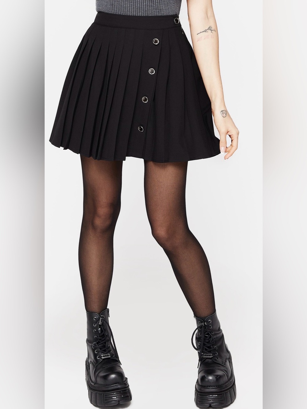 Disturbia Moonage Pleated Mini Skirt NWT